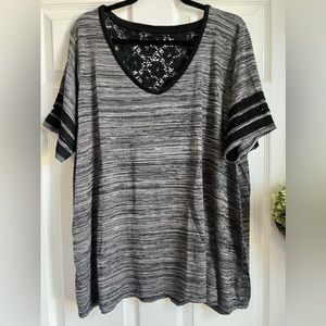 Torrid Gray and Black Lace Varsity Tee size 3X